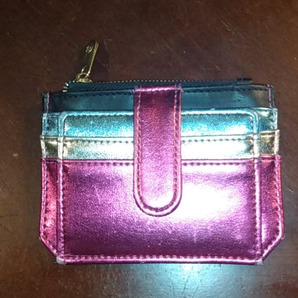 Adrienne Vittadini Button Close Fold Wallet - Picture 3 of 8